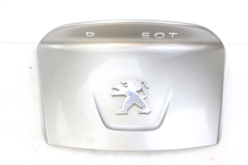 photo de CARENAGE ARRIERE PEUGEOT SATELIS 125 (2013 - 2018) - État de surface