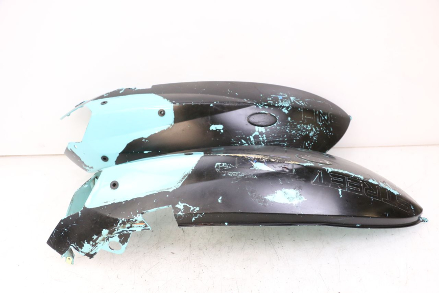 photo de CARENAGE ARRIERE PEUGEOT STREETZONE 4T 50 (2018 - 2023) - Détails caractéristiques