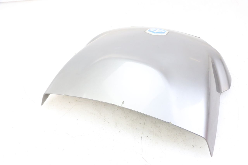 photo de CARENAGE ARRIERE PIAGGIO MP3 LT 400 (2007 - 2012) - Vue d’ensemble