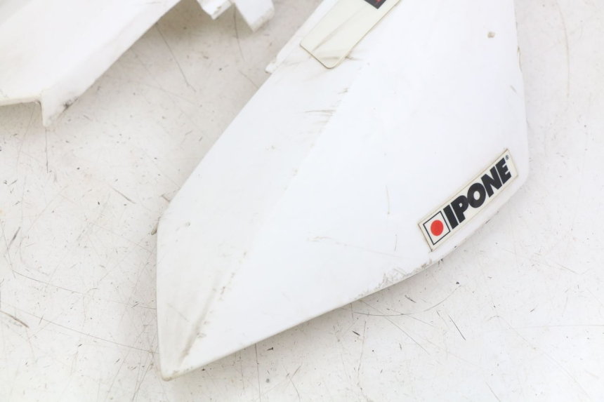 photo de CARENAGE ARRIERE YCF R-START 125 - Marquages et références