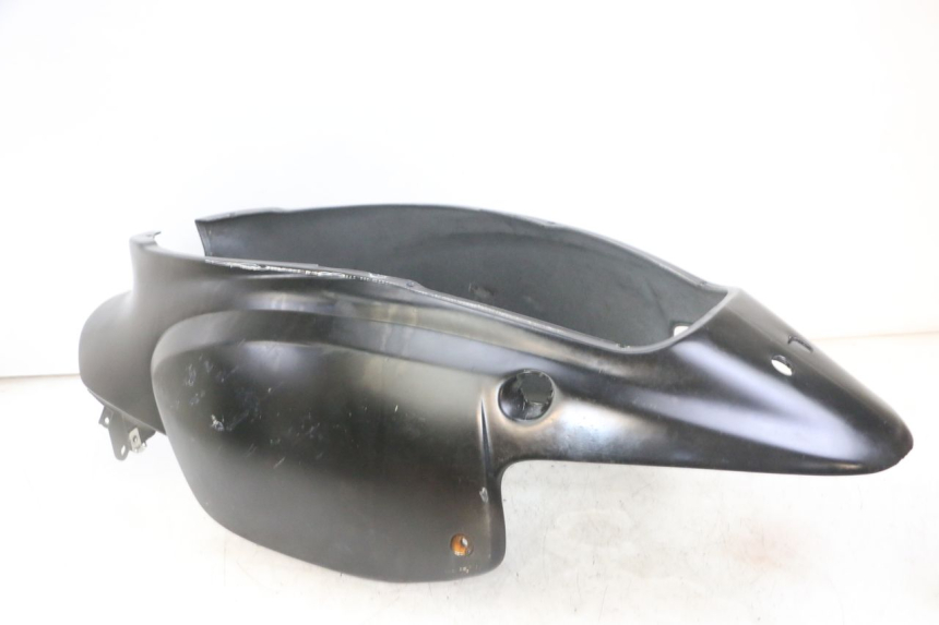 photo de CARENAGE ARRIERE APRILIA RALLY AC 50 (1995 - 2004) - Gros plan technique