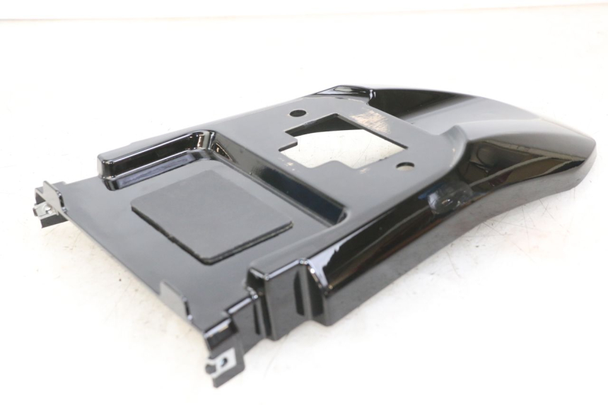 photo de CARENAGE ARRIERE ROYAL ENFIELD SCRAM 411 (2022 - 2024) - Vue d’ensemble