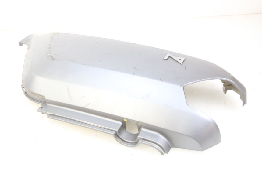 photo de CARENAGE ARRIERE LVNENG S5 1 (2019 - 2023) - Points de fixation