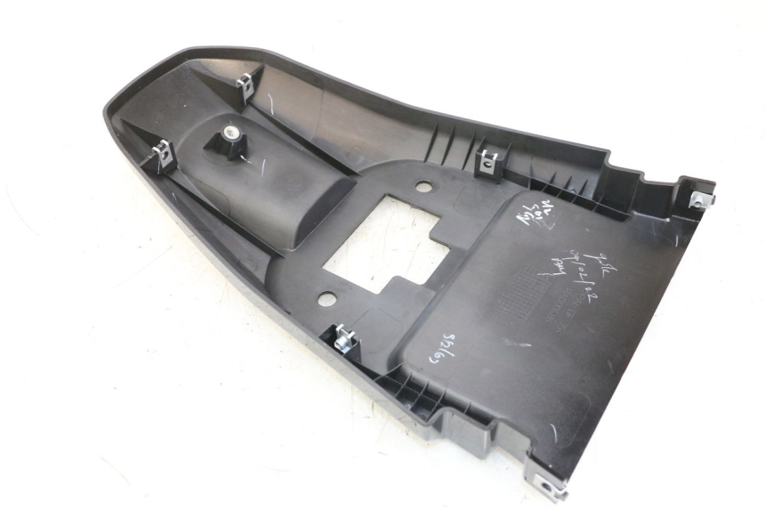photo de CARENAGE ARRIERE ROYAL ENFIELD SCRAM 411 (2022 - 2024) - Zoom état d’usage