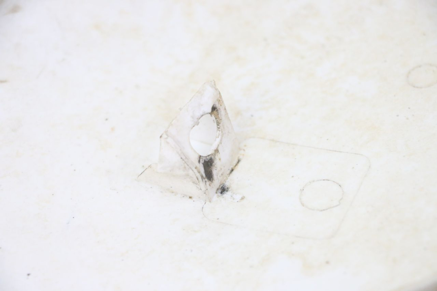 photo de CARENAGE ARRIERE DERBI SENDA SM DRD 50 (2008 - 2013) - Zoom état d’usage