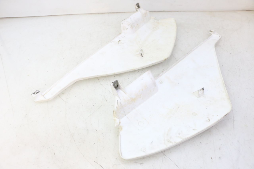 photo de CARENAGE ARRIERE DERBI SENDA SM DRD 50 (2008 - 2013) - Gros plan technique