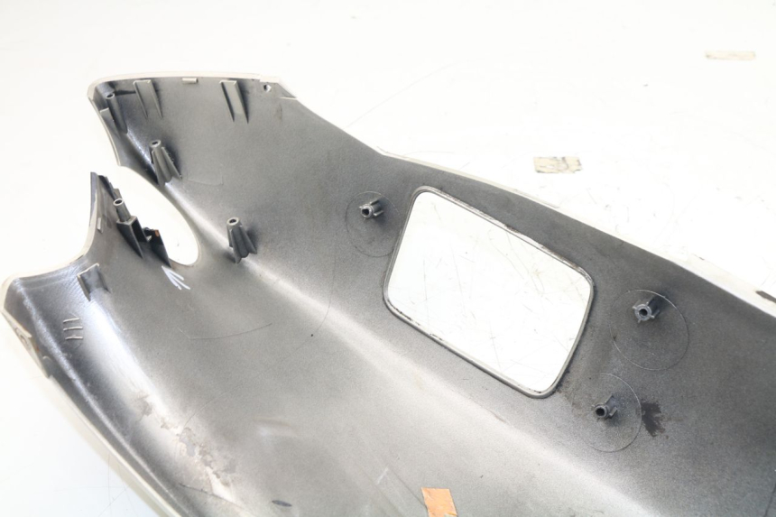 photo de CARENAGE ARRIERE MBK SKYLINER 125 (2001 - 2003) - Points de fixation