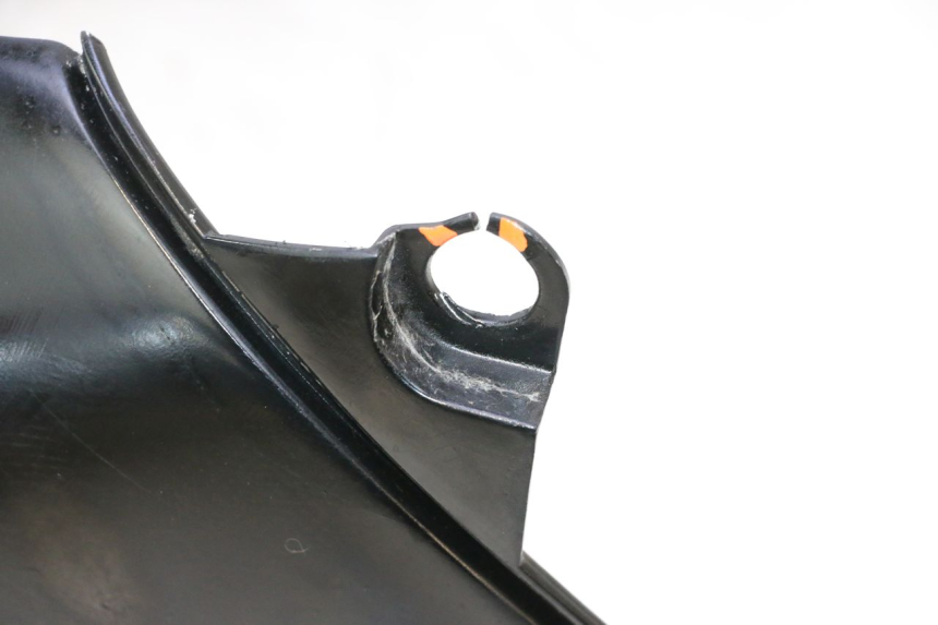 photo de CARENAGE ARRIERE PEUGEOT SPEEDFIGHT 2 AC 50 (2000 - 2009) - Gros plan technique
