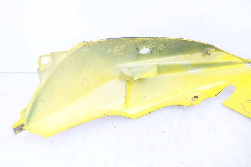 photo de CARENAGE ARRIERE PEUGEOT SPEEDFIGHT LC 50 (1996 - 2002) - Gros plan technique