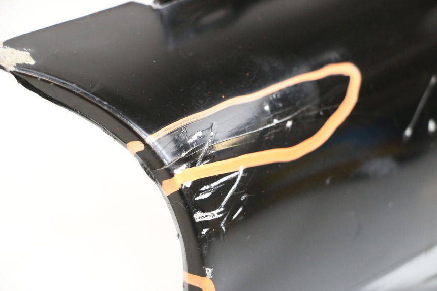 photo de CARENAGE ARRIERE APRILIA SR CARB LC 2T 50 (2004 - 2012) - Points de fixation