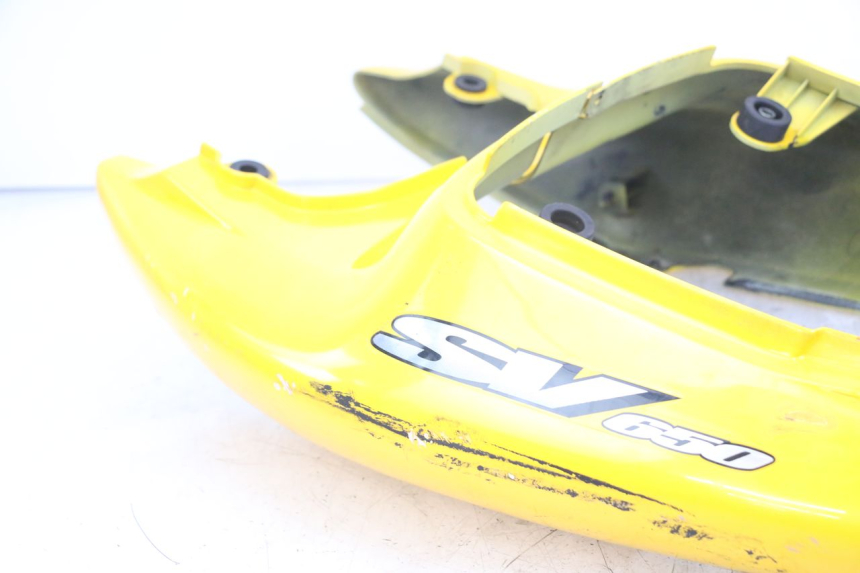 photo de CARENAGE ARRIERE SUZUKI SV N 650 (1999 - 2002) - Gros plan technique