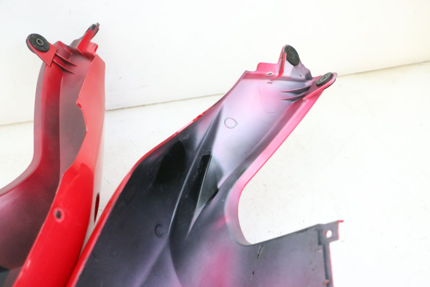 photo de CARENAGE ARRIERE SUZUKI SV S 650 (2003 - 2009) - Points de fixation
