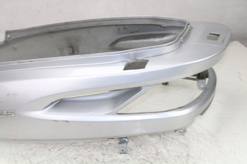 photo de CARENAGE ARRIERE SYM JOYRIDE 125 (2002 - 2009) - Zoom qualité