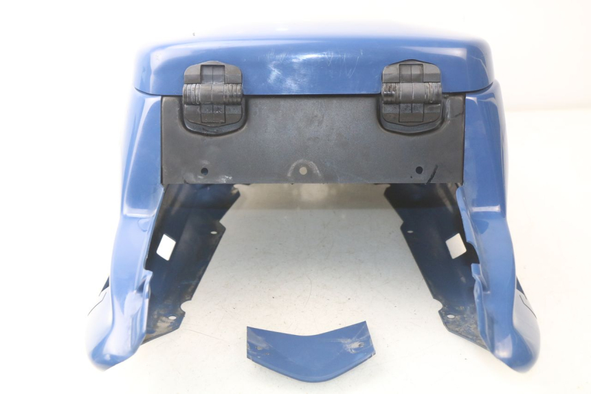 photo de CARENAGE ARRIERE YAMAHA TDM ABS 900 (2002 - 2014) - Gros plan technique