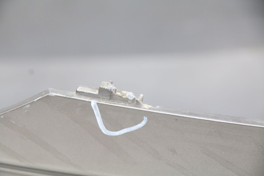 photo de CARENAGE ARRIERE PEUGEOT TWEET ACTIVE 4T 50 (2018 - 2022) - Inspection visuelle