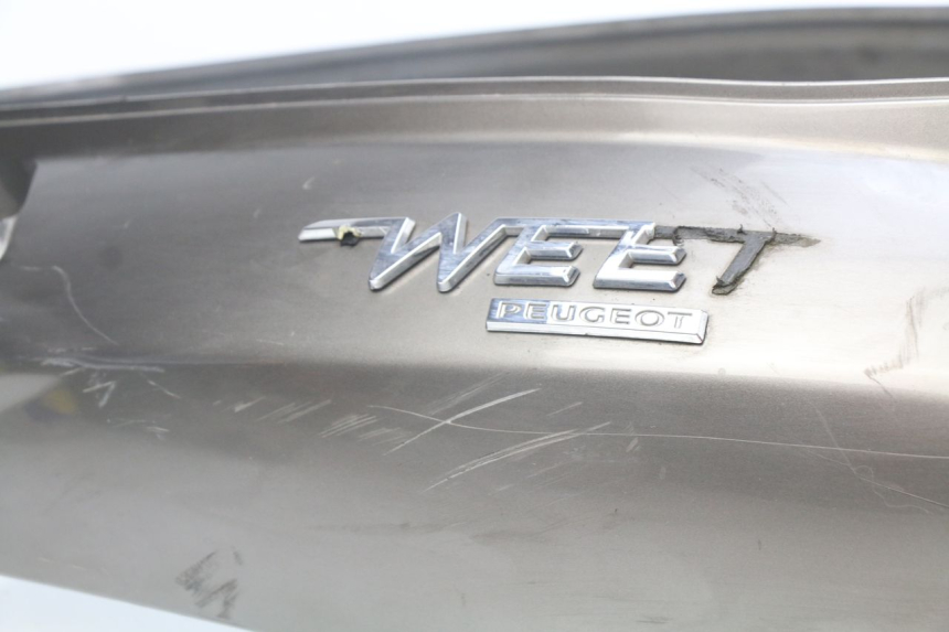 photo de CARENAGE ARRIERE PEUGEOT TWEET ACTIVE 4T 50 (2018 - 2022) - Gros plan technique