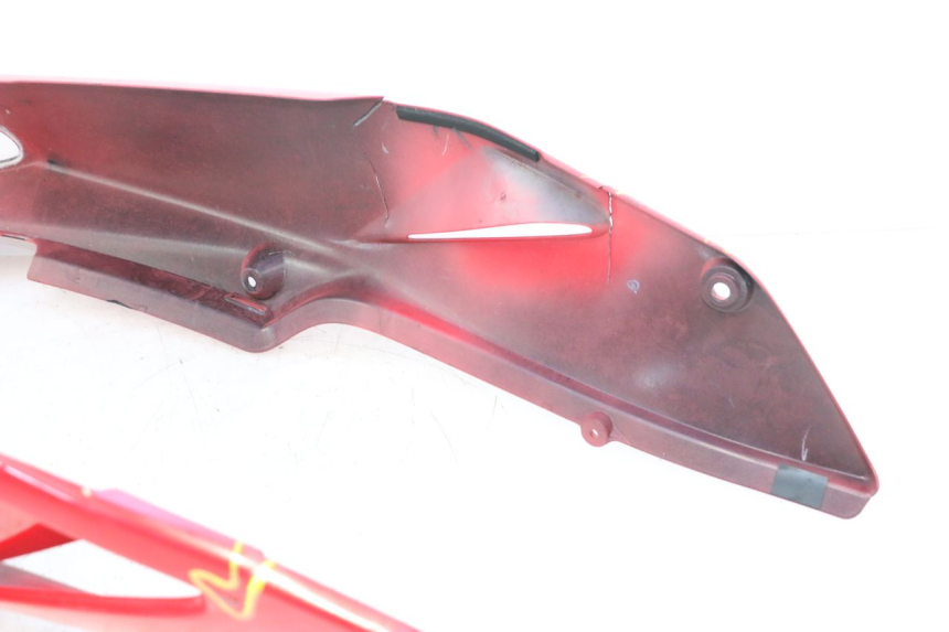 photo de CARENAGE ARRIERE HONDA VFR FI RC46 800 (1998 - 2001) - Points de fixation