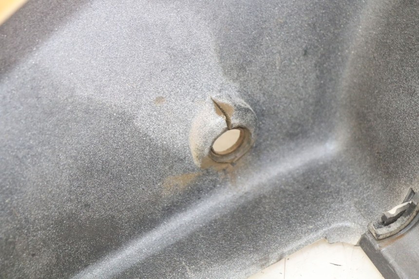 photo de CARENAGE ARRIERE DAELIM VJ ROADWIN FI 125 (2008 - 2017) - Détail de la pièce