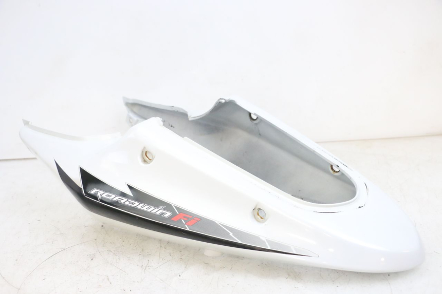 photo de CARENAGE ARRIERE DAELIM VJ ROADWIN FI 125 (2008 - 2017) - Gros plan technique