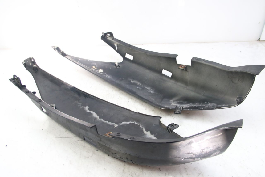 photo de CARENAGE ARRIERE YAMAHA XMAX X-MAX 125 (2006 - 2009) - Pièce contrôlée