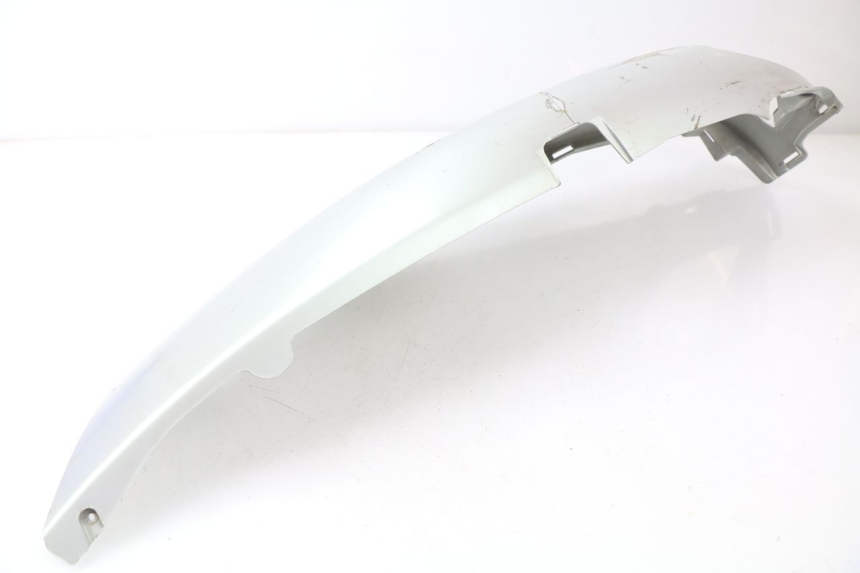 photo de CARENAGE ARRIERE PIAGGIO X9 125 (2000 - 2003) - Gros plan technique