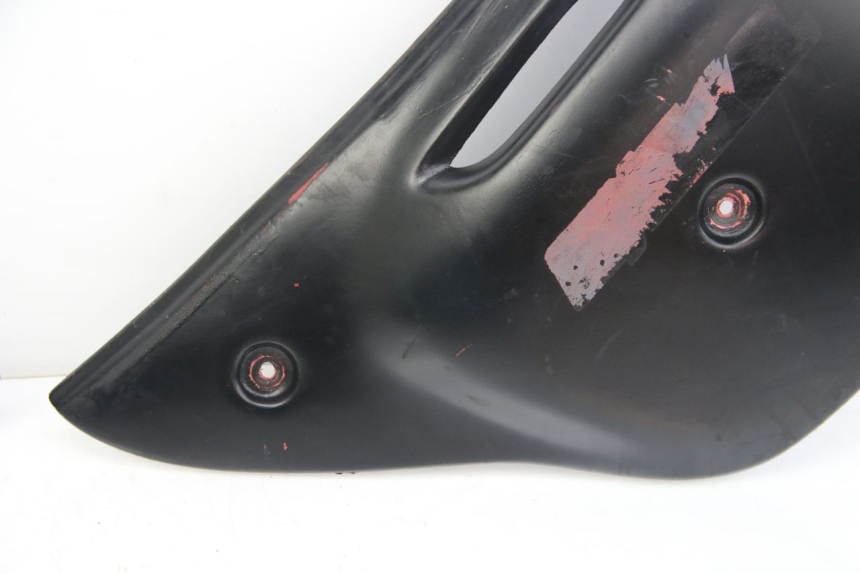 photo de CARENAGE ARRIERE PEUGEOT XP6 50 (1997 - 2003) - Zoom état d’usage