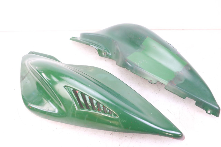 photo de CARENAGE ARRIERE YAMAHA AEROX 50 (1997 - 2006) - Détail de la pièce