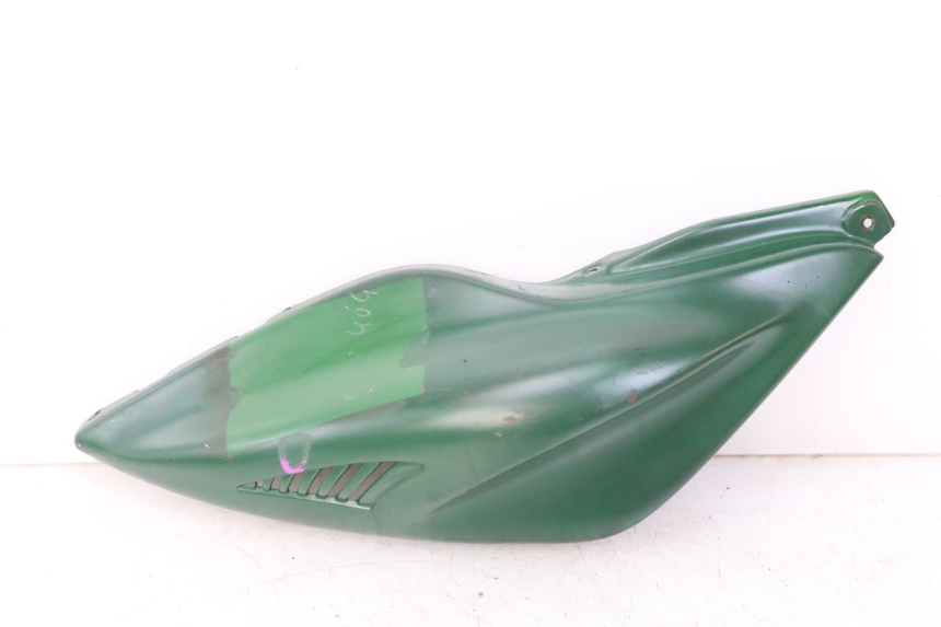 photo de CARENAGE ARRIERE YAMAHA AEROX 50 (1997 - 2006) - Inspection visuelle