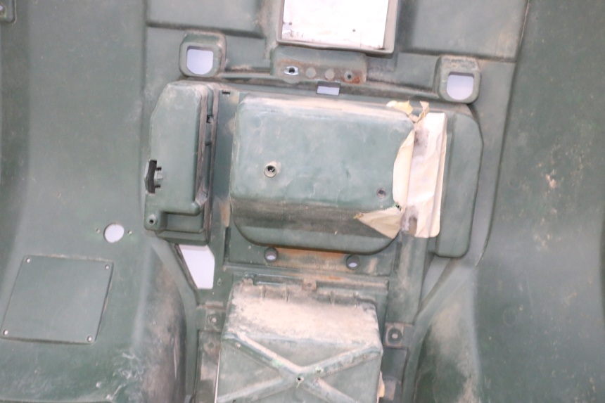 photo de CARENAGE ARRIERE YAMAHA YFM BRUIN 350 (2003 - 2009) - Détails caractéristiques