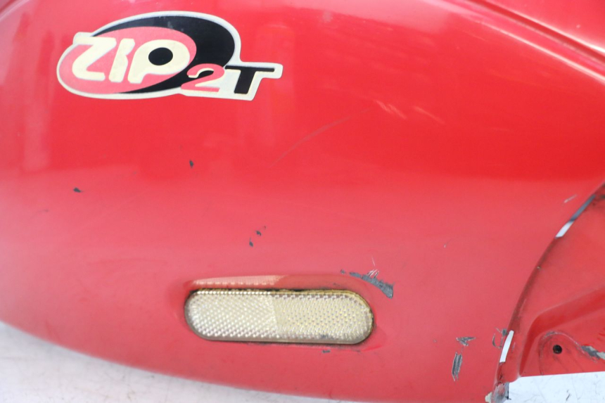 photo de CARENAGE ARRIERE PIAGGIO ZIP 2T 50 (2009 - 2019) - État de surface