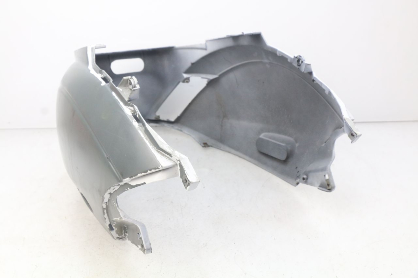 photo de CARENAGE ARRIERE PIAGGIO ZIP 4T 50 (2006 - 2017) - Autre angle de vue