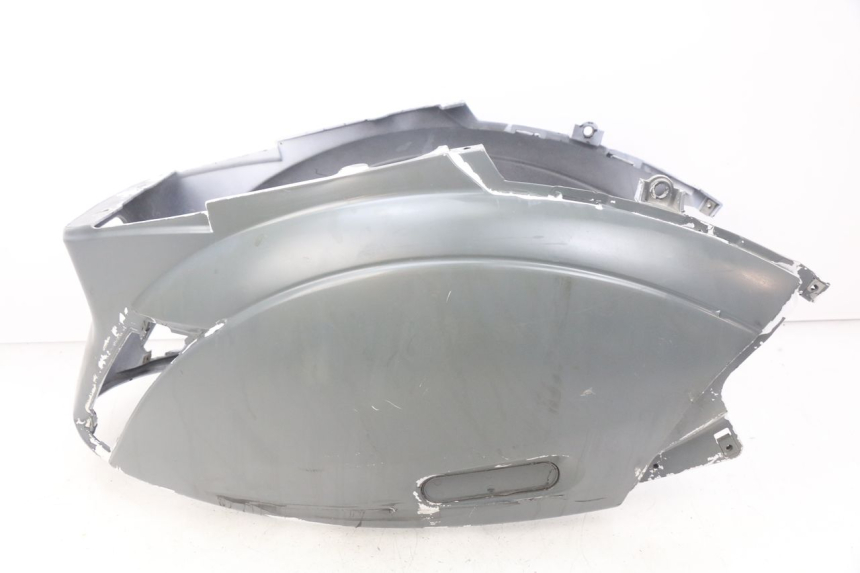photo de CARENAGE ARRIERE PIAGGIO ZIP 4T 50 (2006 - 2017) - Gros plan technique