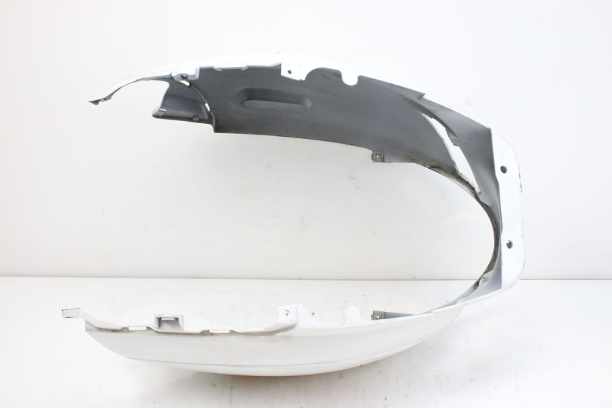 photo de CARENAGE ARRIERE PIAGGIO ZIP 4T 50 (2018 - 2020) - Autre angle de vue