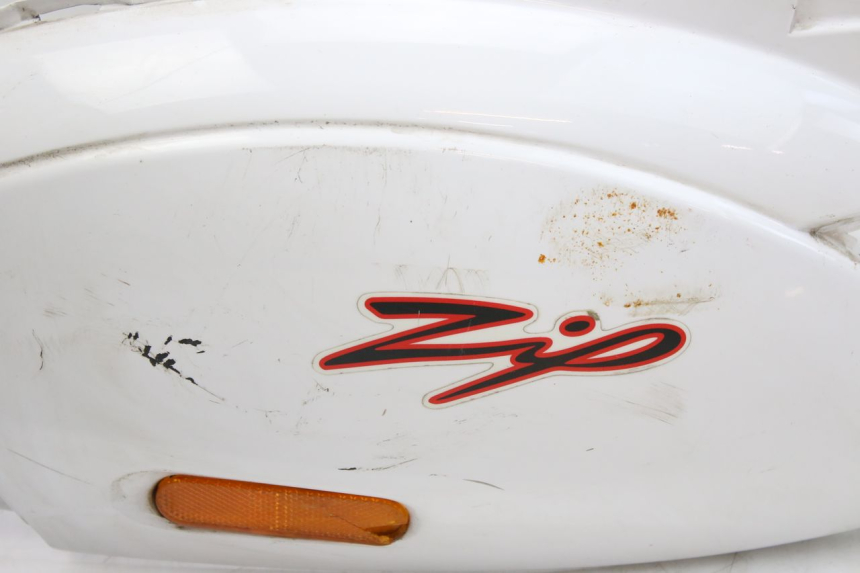photo de CARENAGE ARRIERE PIAGGIO ZIP 4T 50 (2018 - 2020) - Marquages et références
