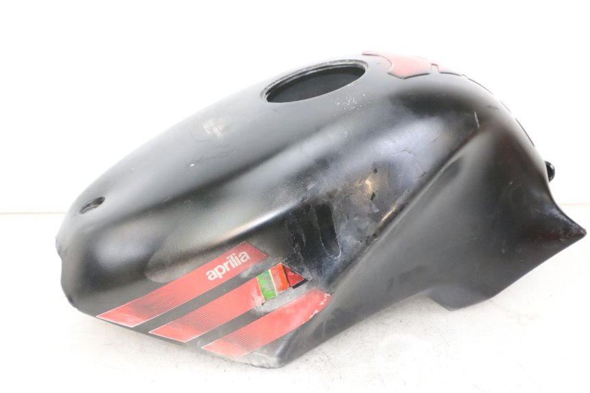 photo de CARENAGE RESERVOIR APRILIA RS 50 (1999 - 2005) - Points de fixation