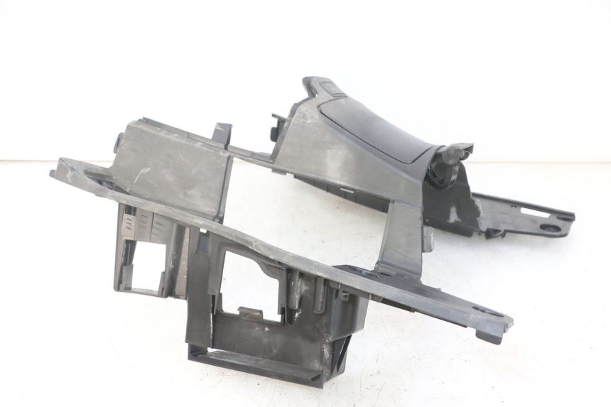 photo de CARENAGE RESERVOIR SUZUKI BURGMAN 125 (2007 - 2014) - Pièce contrôlée