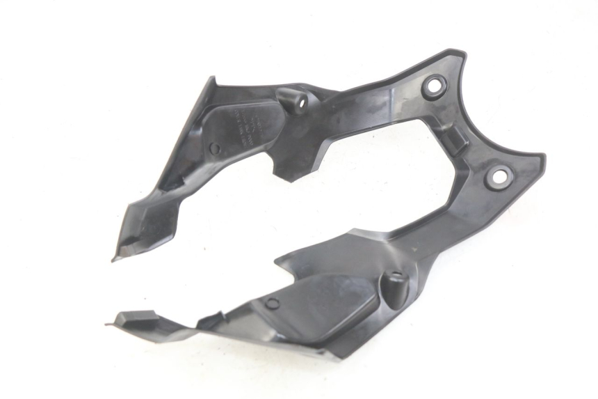 photo de CARENAGE RESERVOIR HONDA CB R 1000 (2018 - 2023) - Zoom état d’usage