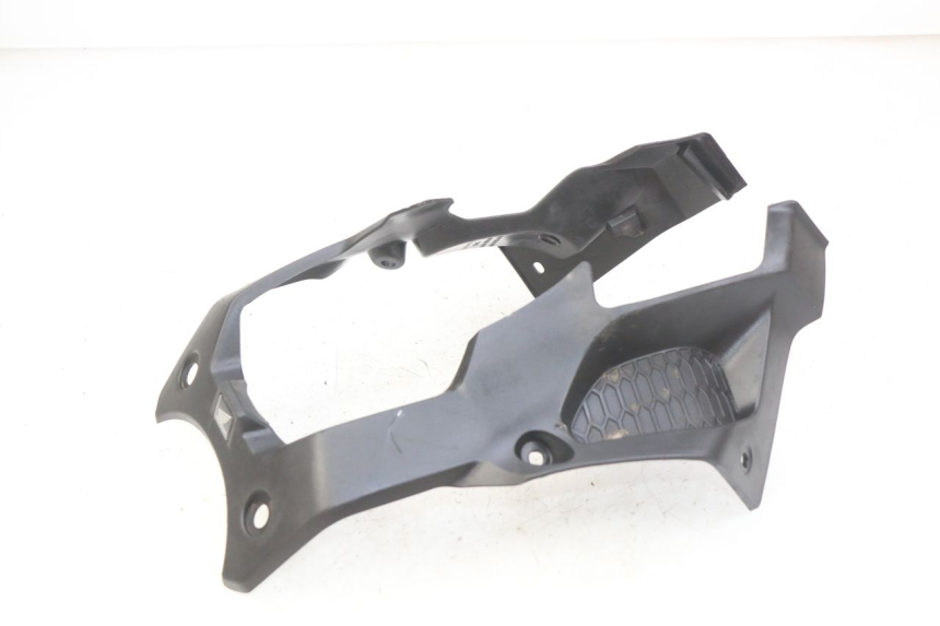 photo de CARENAGE RESERVOIR HONDA CB R 1000 (2018 - 2023) - Gros plan technique