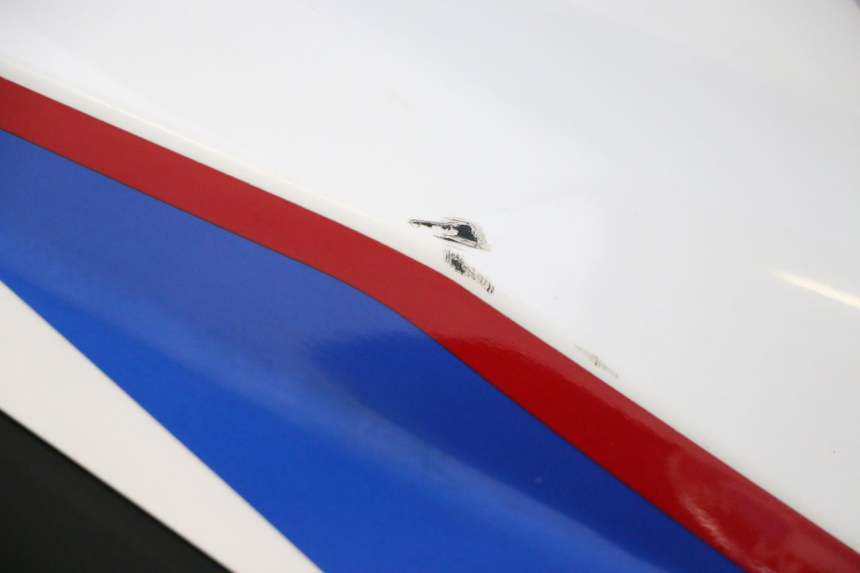 photo de CARENAGE RESERVOIR DROIT BMW G310 R 310 (2016 - 2020) - Détail de la pièce