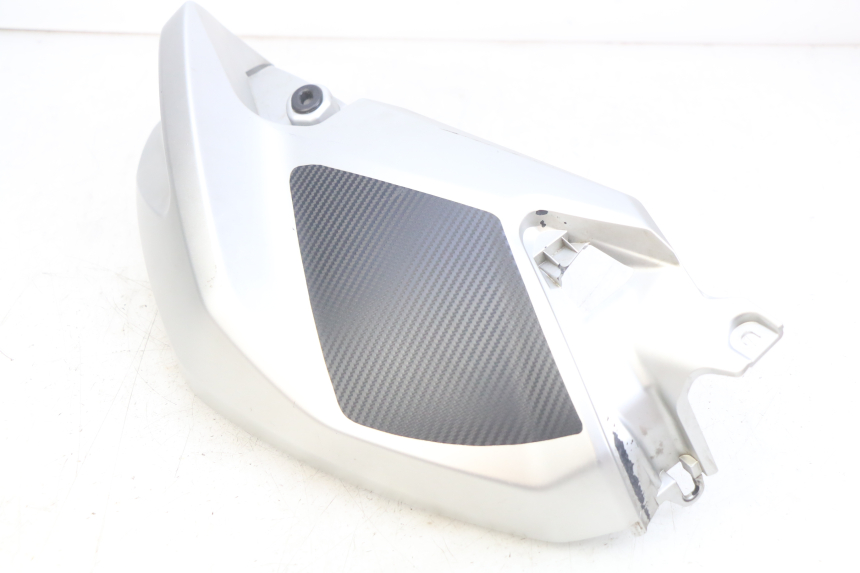 photo de CARENAGE RESERVOIR DROIT YAMAHA MT ABS 125 (2014 - 2018) - Vue d’ensemble