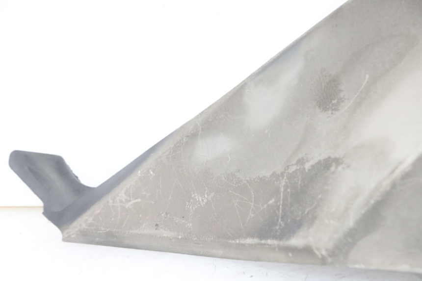 photo de CARENAGE RESERVOIR DROIT HONDA NTV DEAUVILLE ABS 700 (2007 - 2016) - Marquages et références