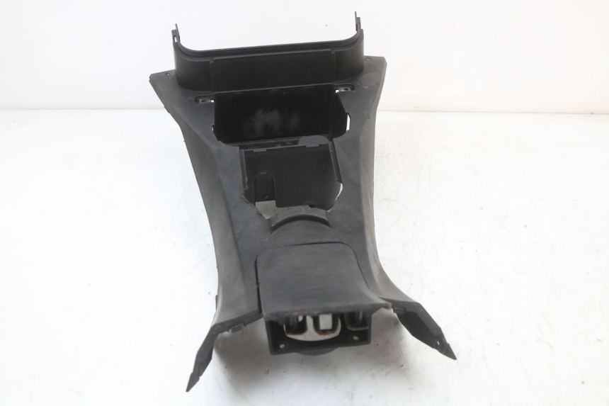 photo de CARENAGE RESERVOIR LONGJIA EASY MAX 125 (2020 - 2024) - Détail de la pièce