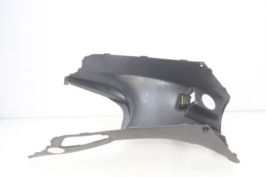 photo de CARENAGE RESERVOIR HONDA FES PANTHEON 2T 125 (1998 - 2002) - Zoom état d’usage