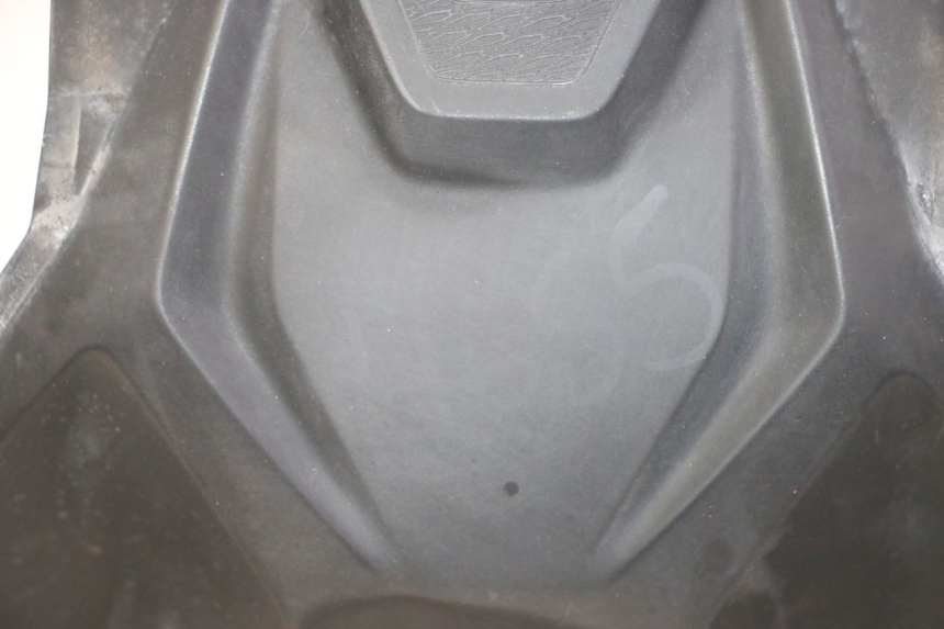 photo de CARENAGE RESERVOIR BMW G310 R 310 (2016 - 2020) - Zoom état d’usage