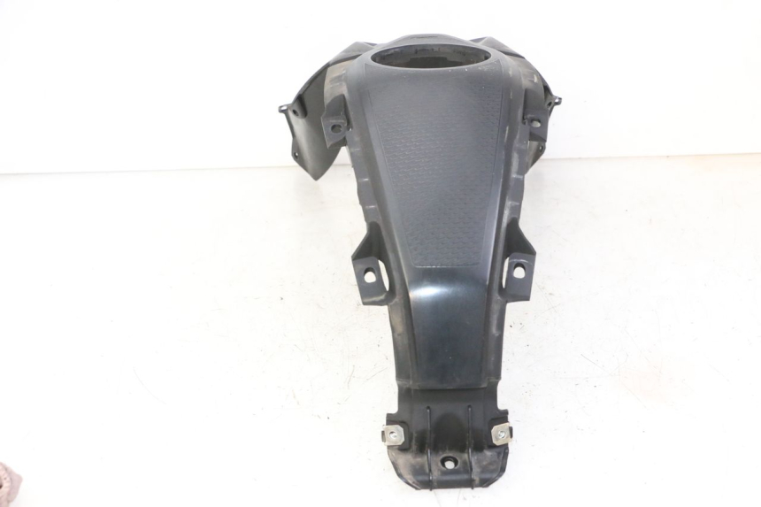 photo de CARENAGE RESERVOIR BMW G310 R 310 (2016 - 2020) - Points de fixation