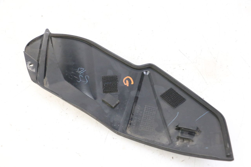 photo de CARENAGE RESERVOIR GAUCHE SUZUKI GSR 750 (2011 - 2017) - Autre angle de vue