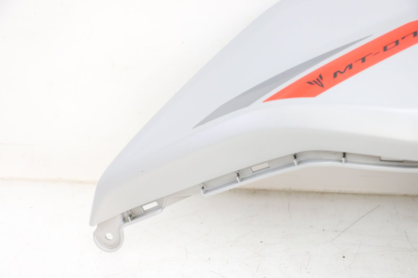 photo de CARENAGE RESERVOIR GAUCHE YAMAHA MT-07 MT07 ABS 700 (2018 - 2020) - Photo complémentaire