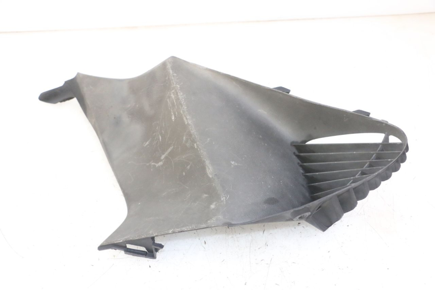 photo de CARENAGE RESERVOIR GAUCHE HONDA NTV DEAUVILLE ABS 700 (2007 - 2016) - Zoom état d’usage