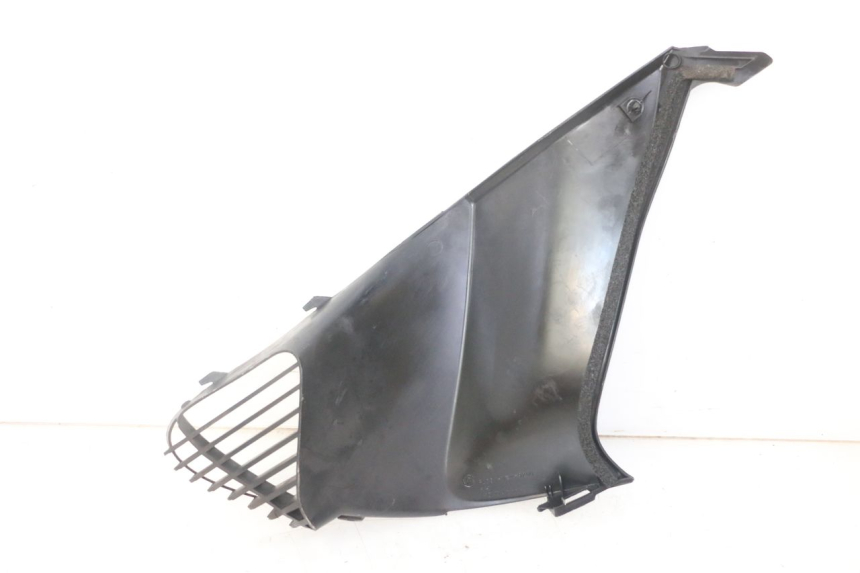 photo de CARENAGE RESERVOIR GAUCHE HONDA NTV DEAUVILLE ABS 700 (2007 - 2016) - Gros plan technique