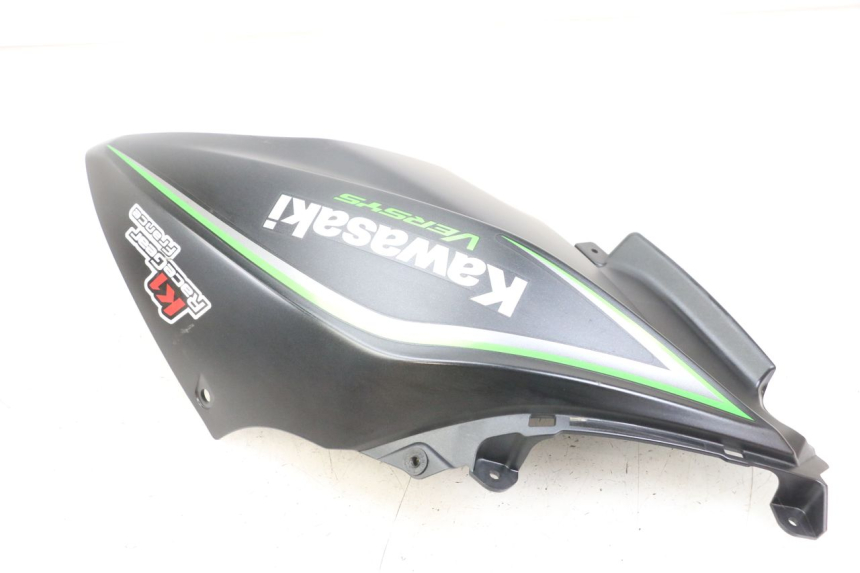 photo de CARENAGE RESERVOIR GAUCHE KAWASAKI VERSYS ABS 650 (2015 - 2018) - État de surface